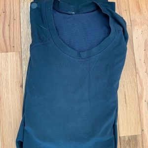 Lulu Lemon Men’s Top